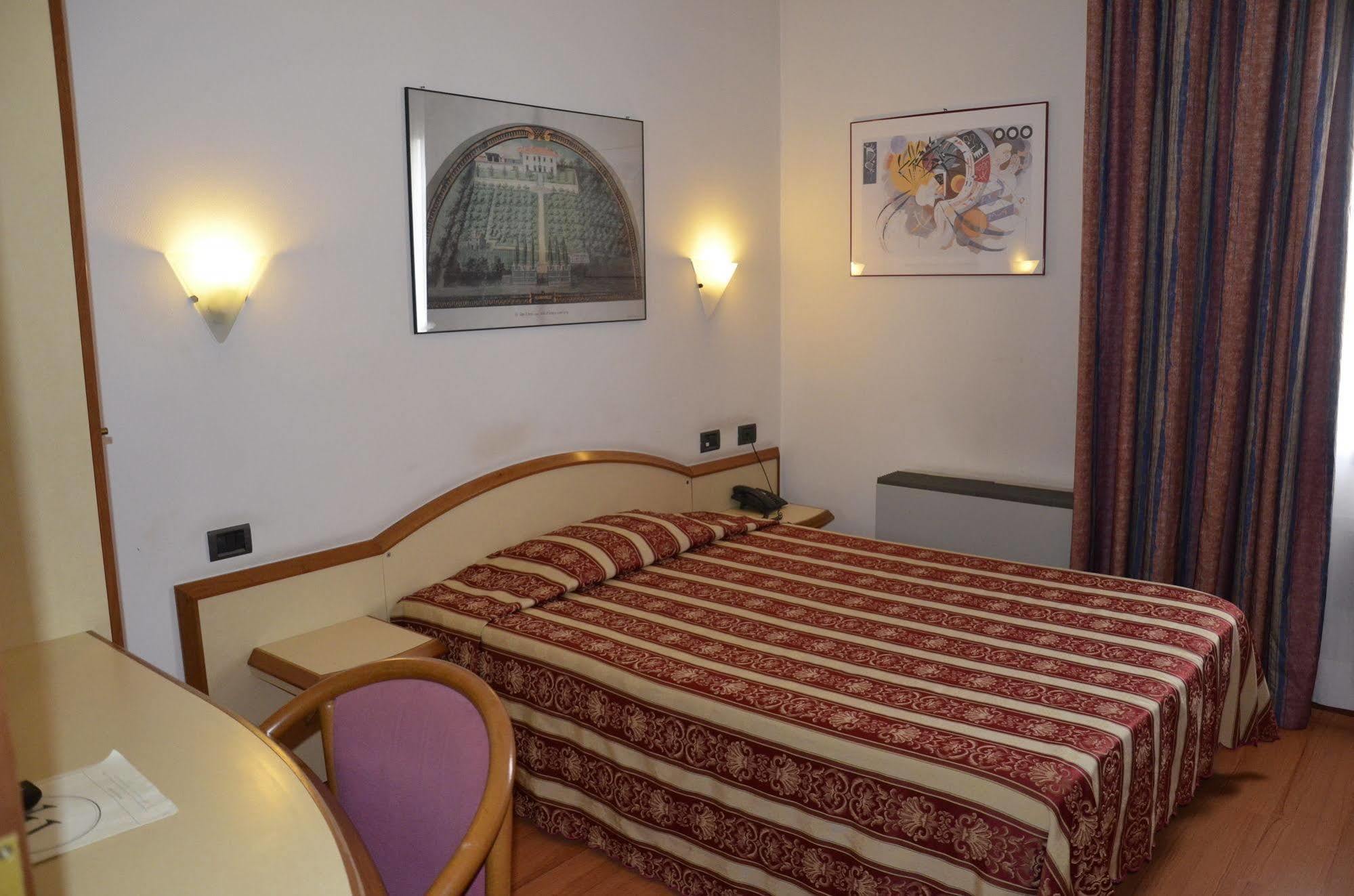 Hotel Alexander Fiorano Modenese Exterior photo