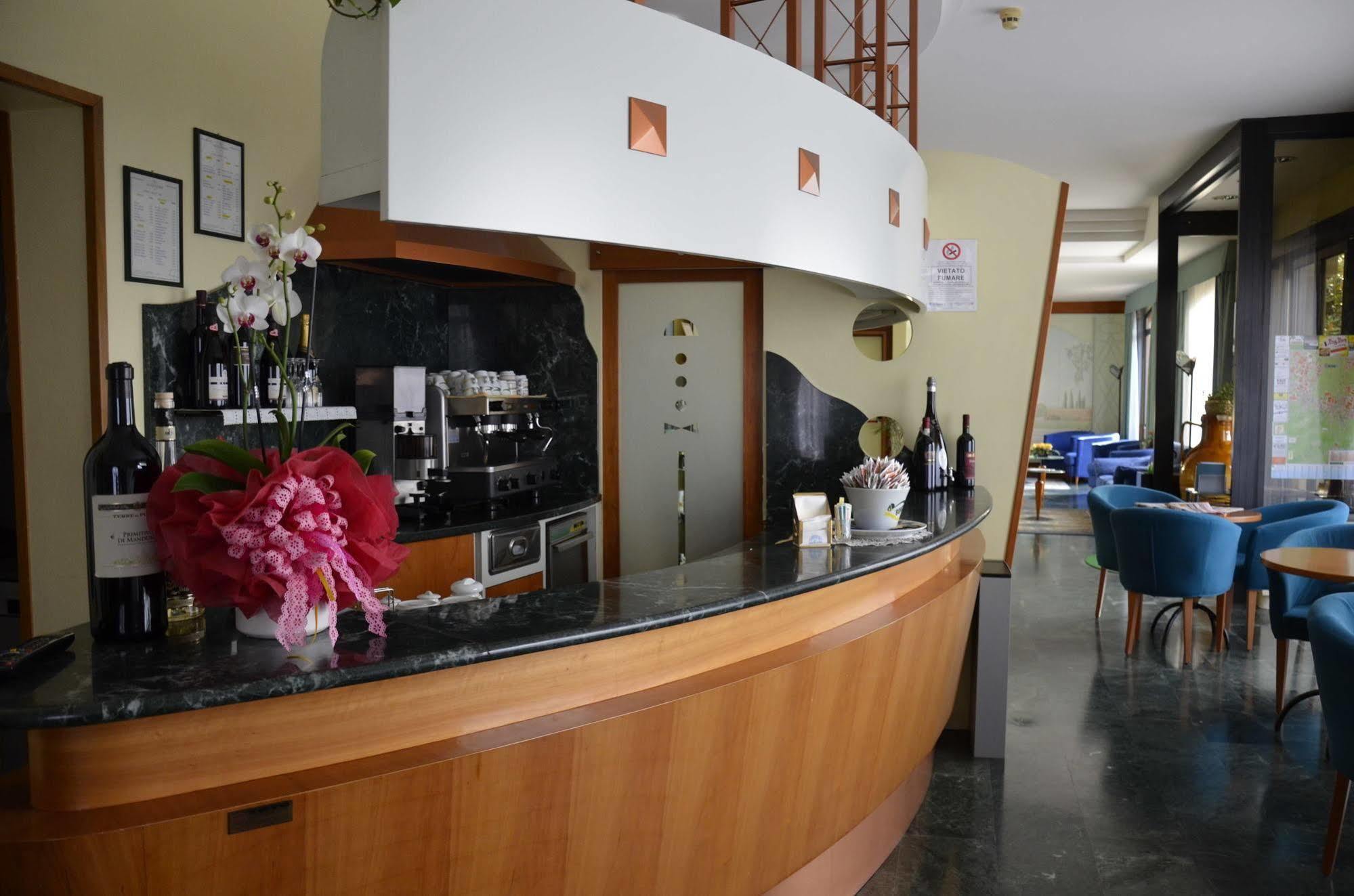 Hotel Alexander Fiorano Modenese Exterior photo